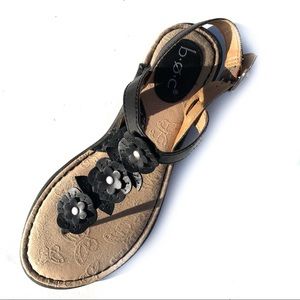 BOC BORN LEATHER FLIP FLOP SANDAL